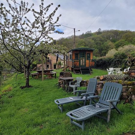Roulotte Maisonthiers Blanot  Luaran gambar