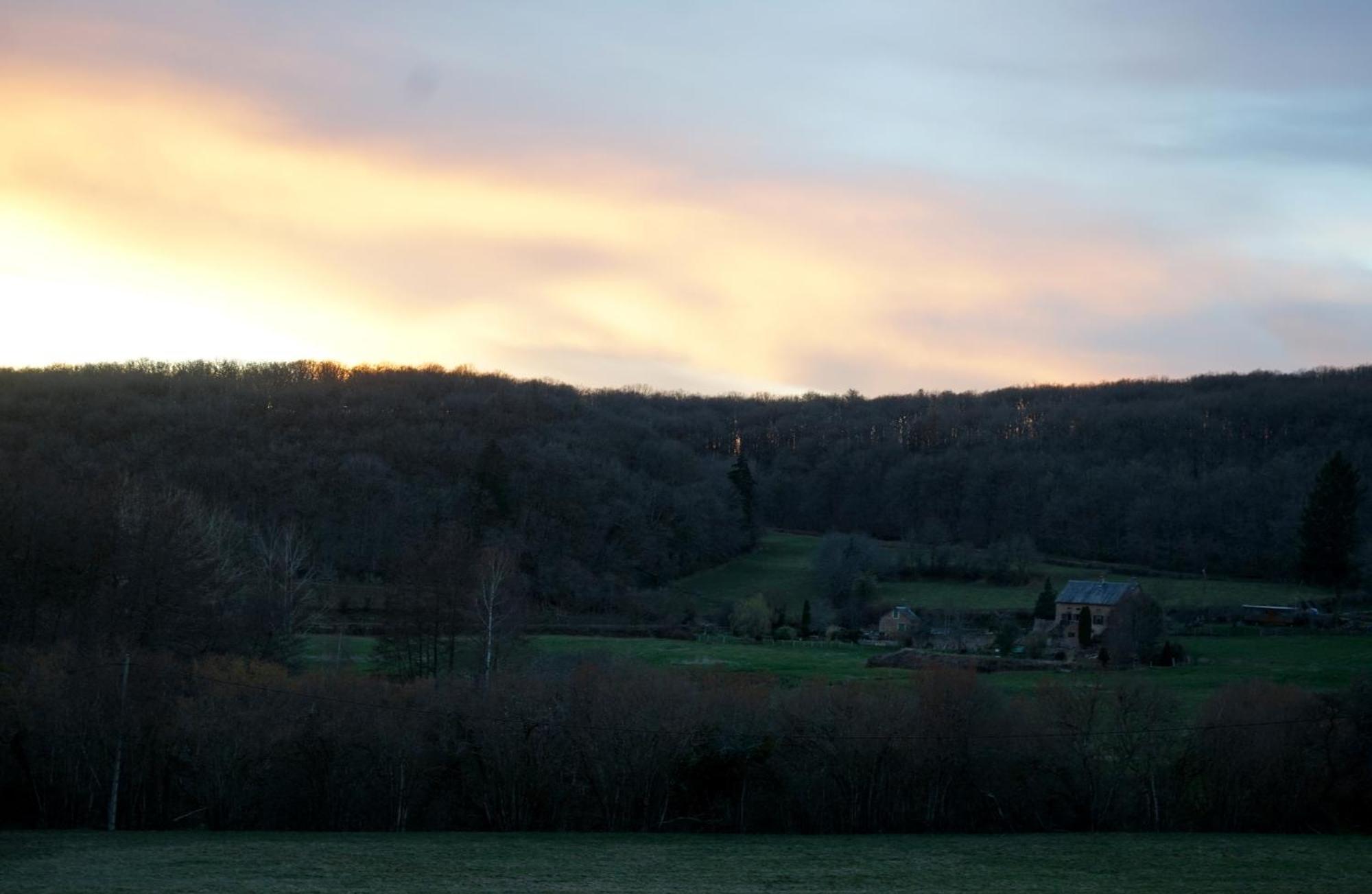 Roulotte Maisonthiers Blanot  Luaran gambar