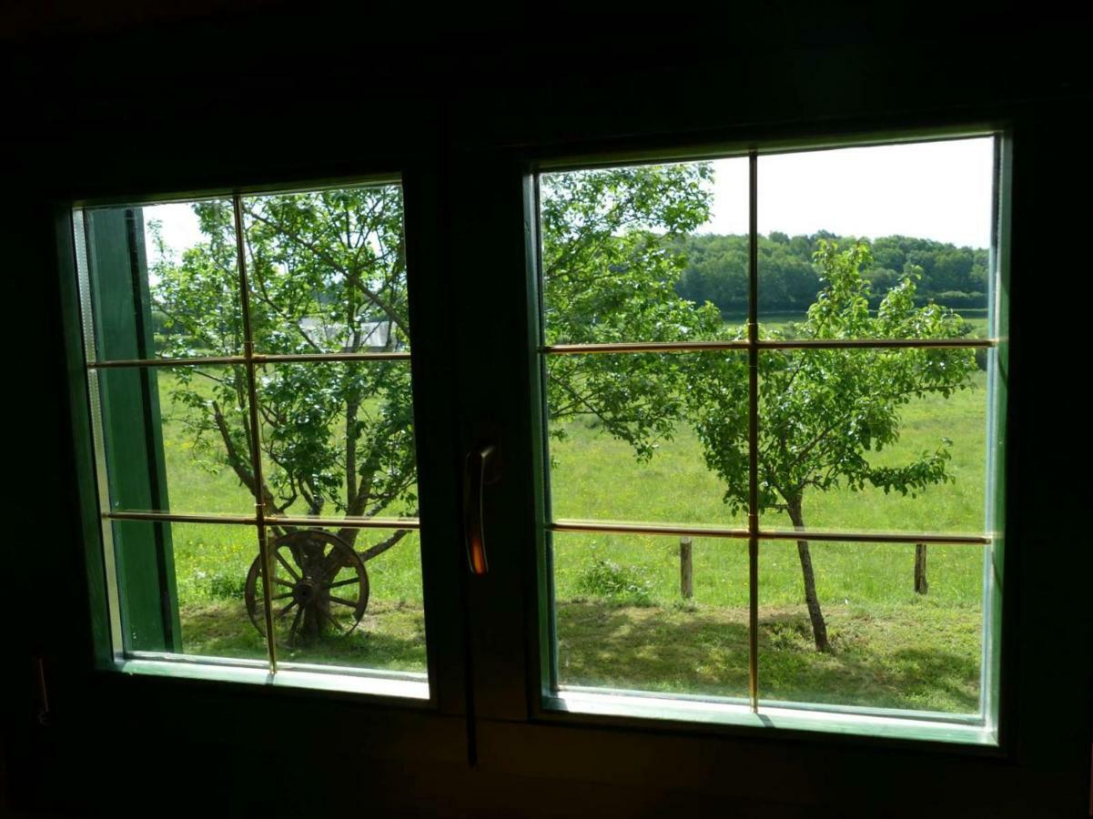 Roulotte Maisonthiers Blanot  Luaran gambar